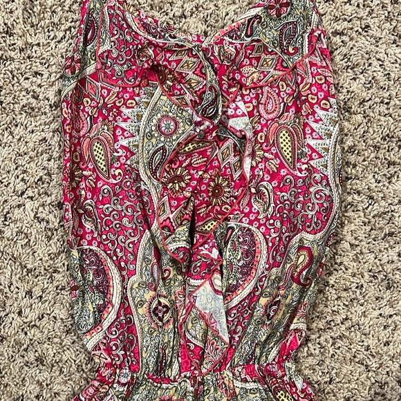 Size M/L pink paisley print romper with pockets - Picture 2 of 3